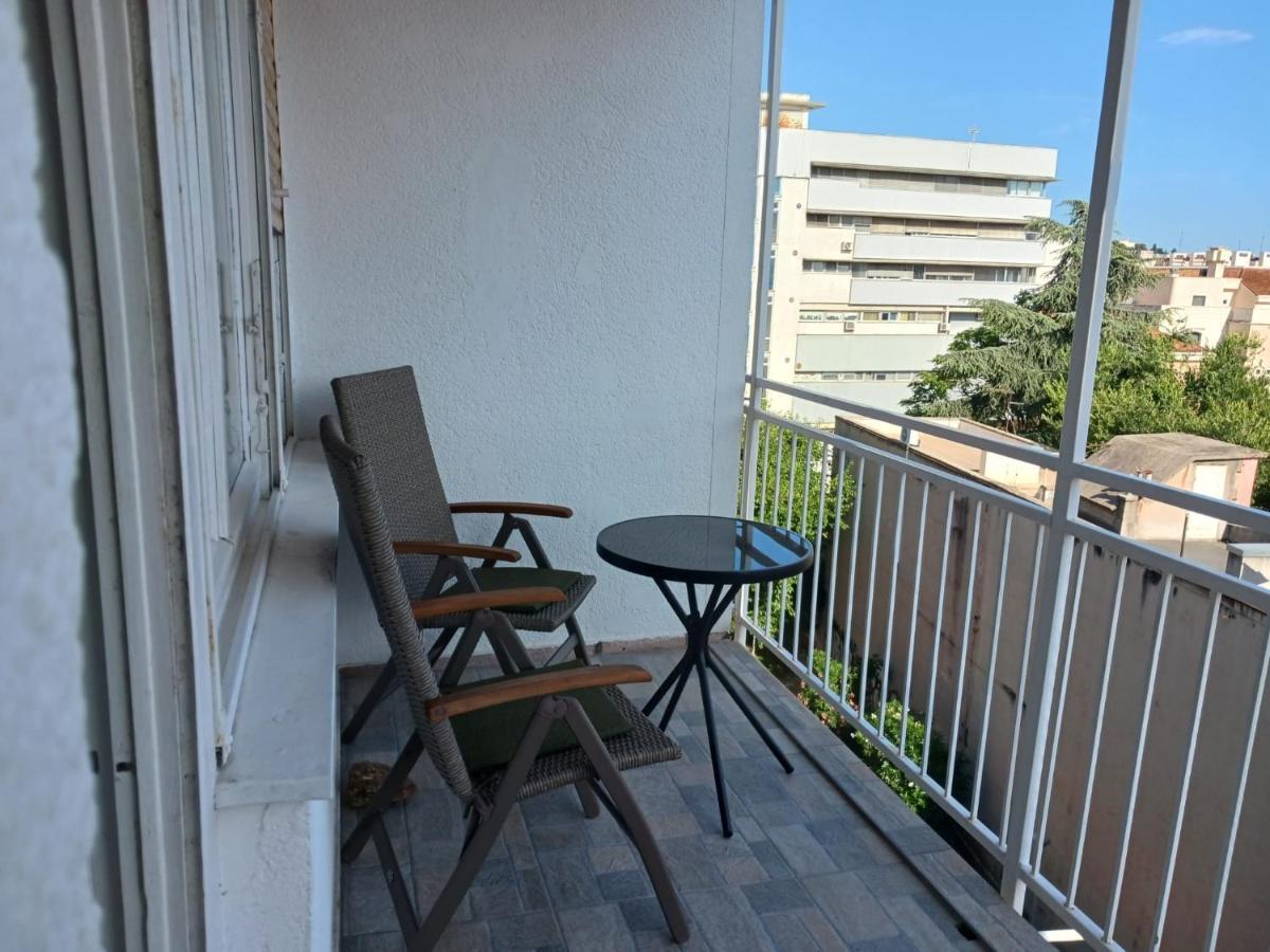 Room With Private Toilet And Terrace In City Center In Shared Apartment Spalato Esterno foto