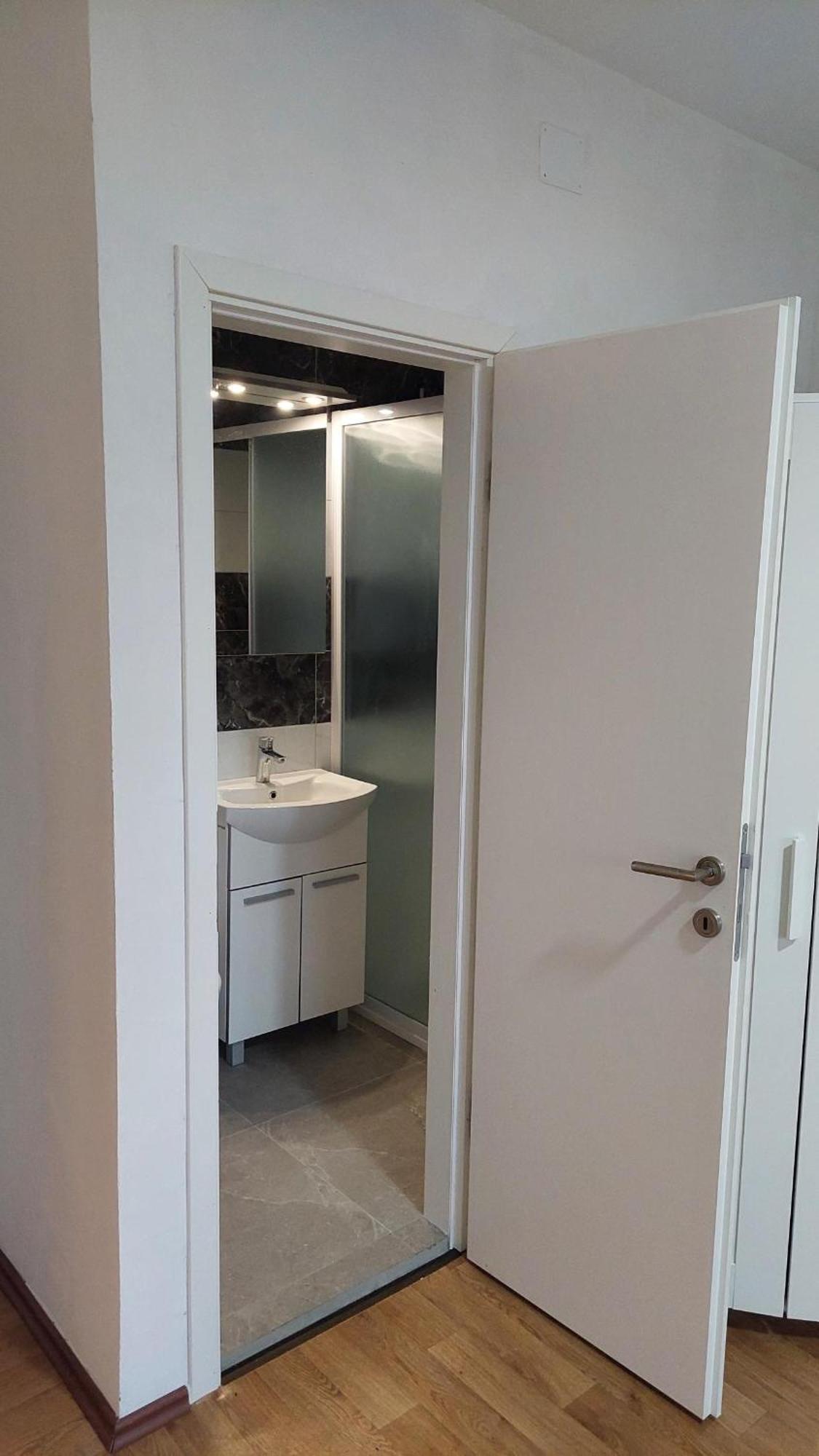 Room With Private Toilet And Terrace In City Center In Shared Apartment Spalato Esterno foto