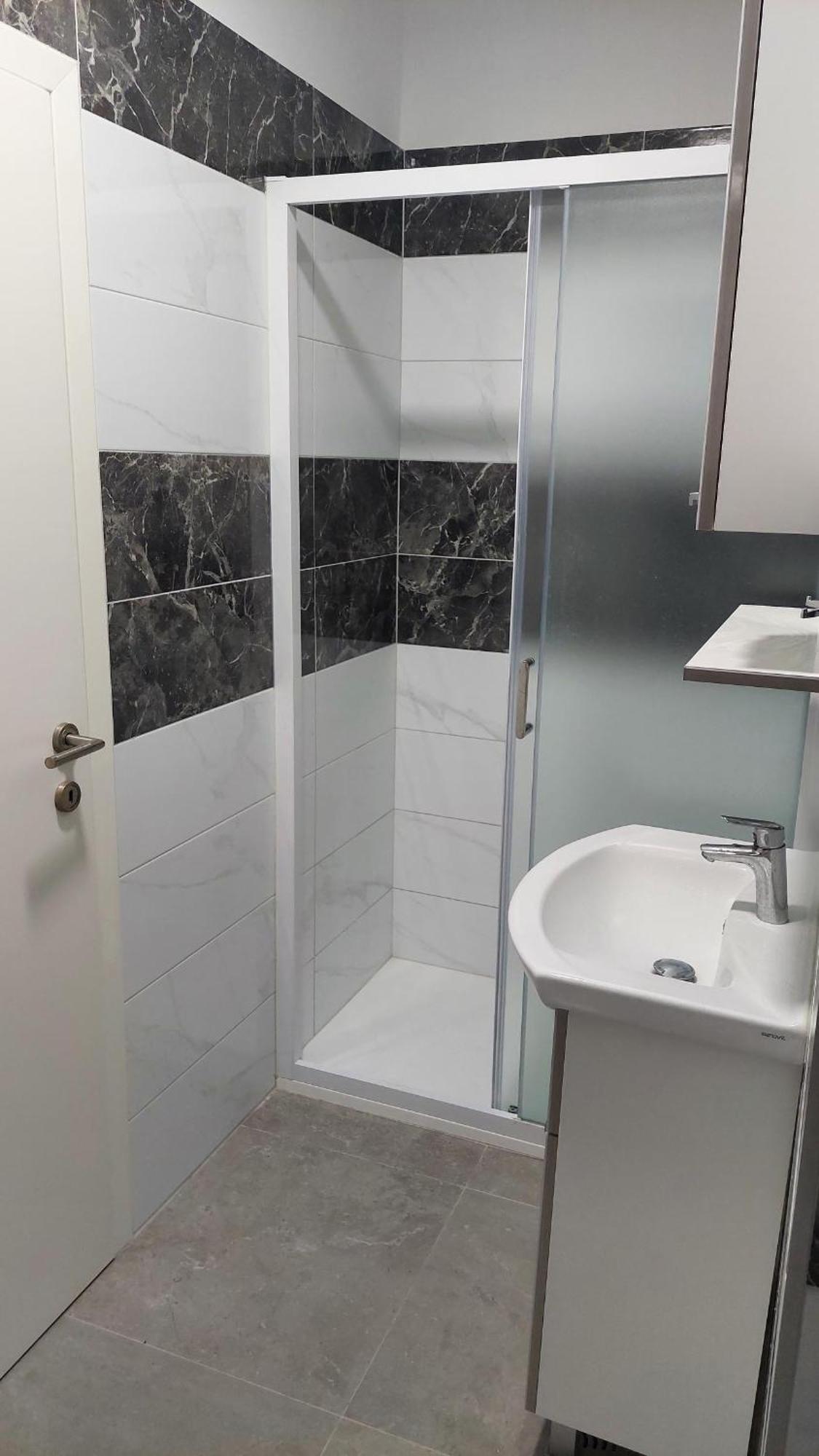 Room With Private Toilet And Terrace In City Center In Shared Apartment Spalato Esterno foto