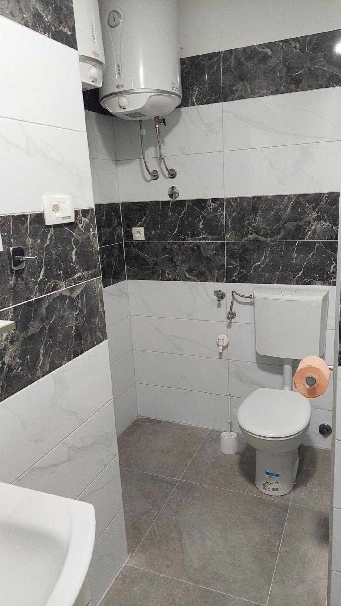 Room With Private Toilet And Terrace In City Center In Shared Apartment Spalato Esterno foto